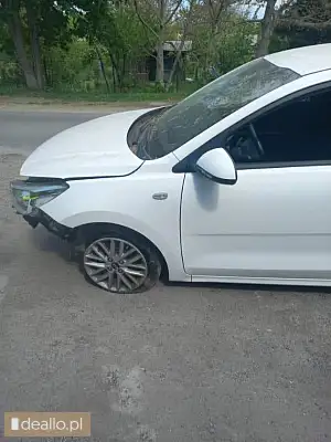 [eLicytacje] I licytacja - samochód osobowy Kia Rio uszkodzony - Zdjęcie 3 - RZESZOWIAK.EU